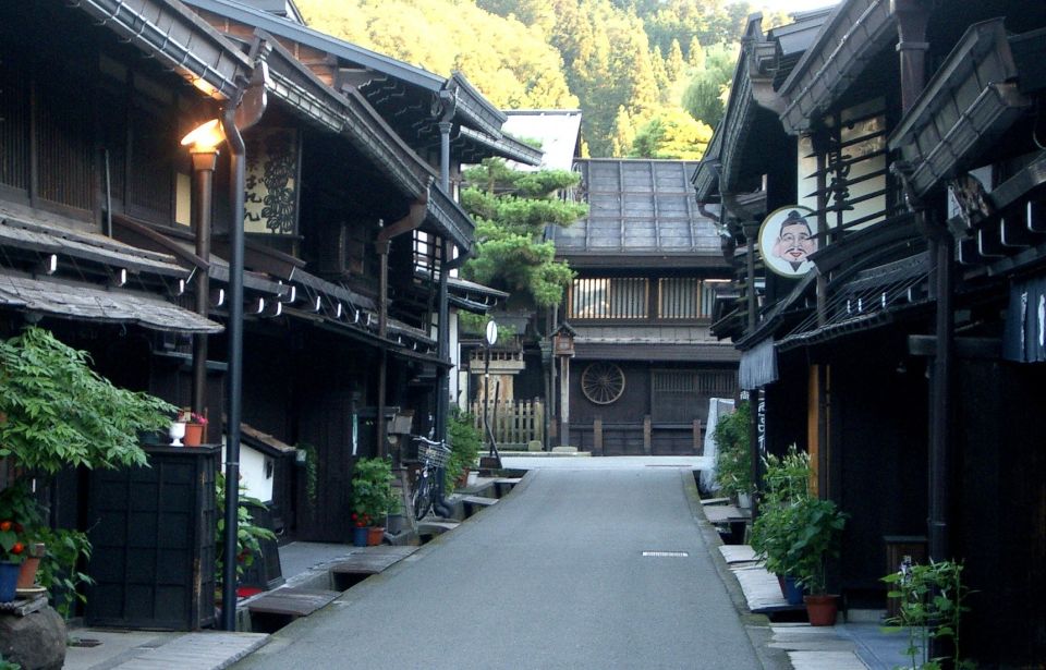 Takayama: Private Walking Tour With a Local Guide - Explore Takayamas Hidden Gems