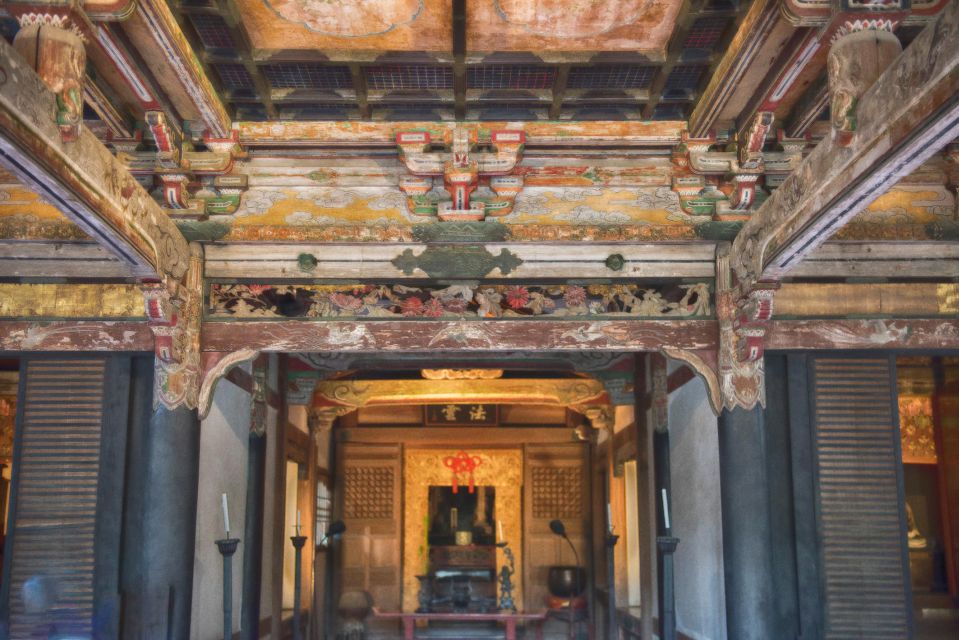 Kyoto: Higashiyama, Kiyomizudera and Yasaka Discovery Tour - Discovering Kiyomizudera Temple