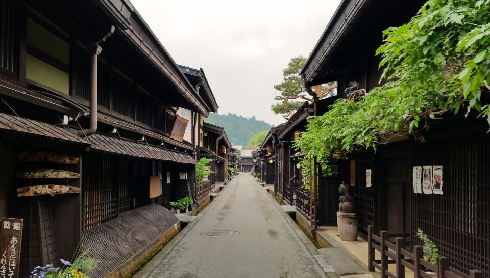 Shirakawa-go, Gokayama & Takayama Private Tour From Kanazawa - Itinerary and Schedule