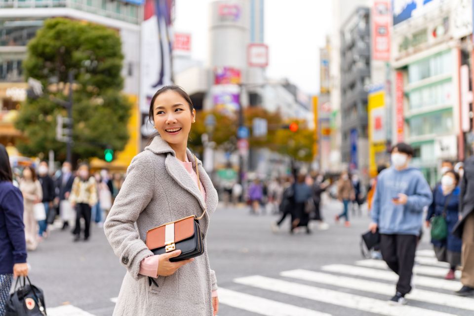 Tokyo: Private Photoshoot at Shibuya Crossing - Capturing Unforgettable Moments Together