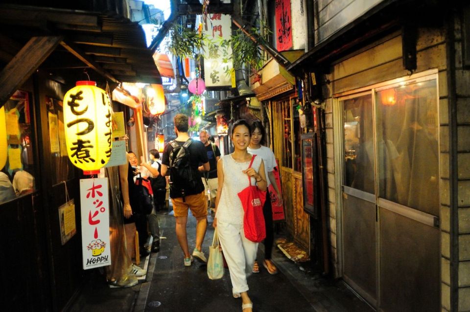 Tokyo: Shinjuku Drinks and Neon Nightlife Tour - Food and Drink Heaven Found
