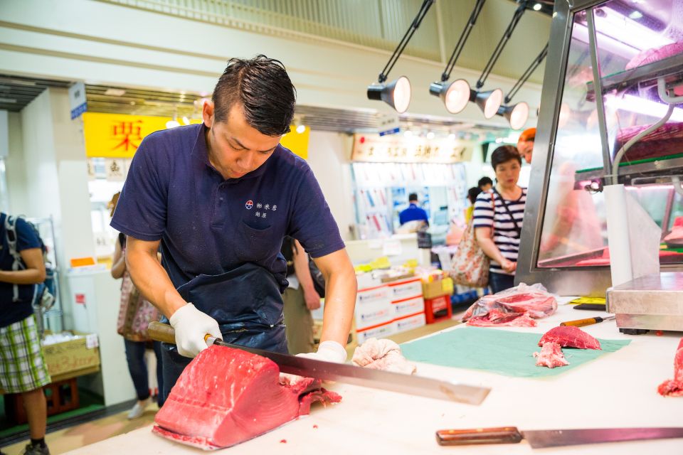Tokyo: Tsukiji Outer Market Food and Drink Walking Tour - Our Expert Local Guides