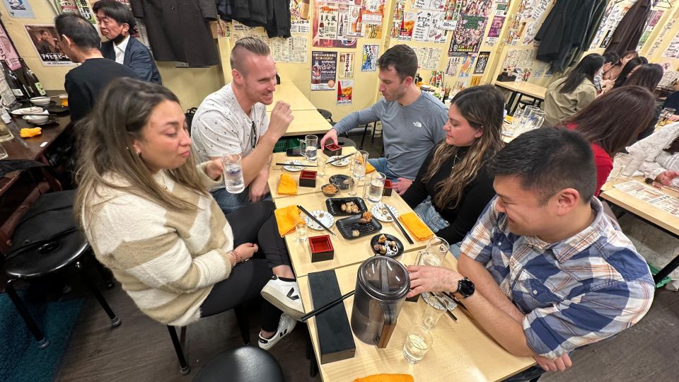 Eat/Drink Like a Local-Taverns & Ramen - Inside the Ramen Culture