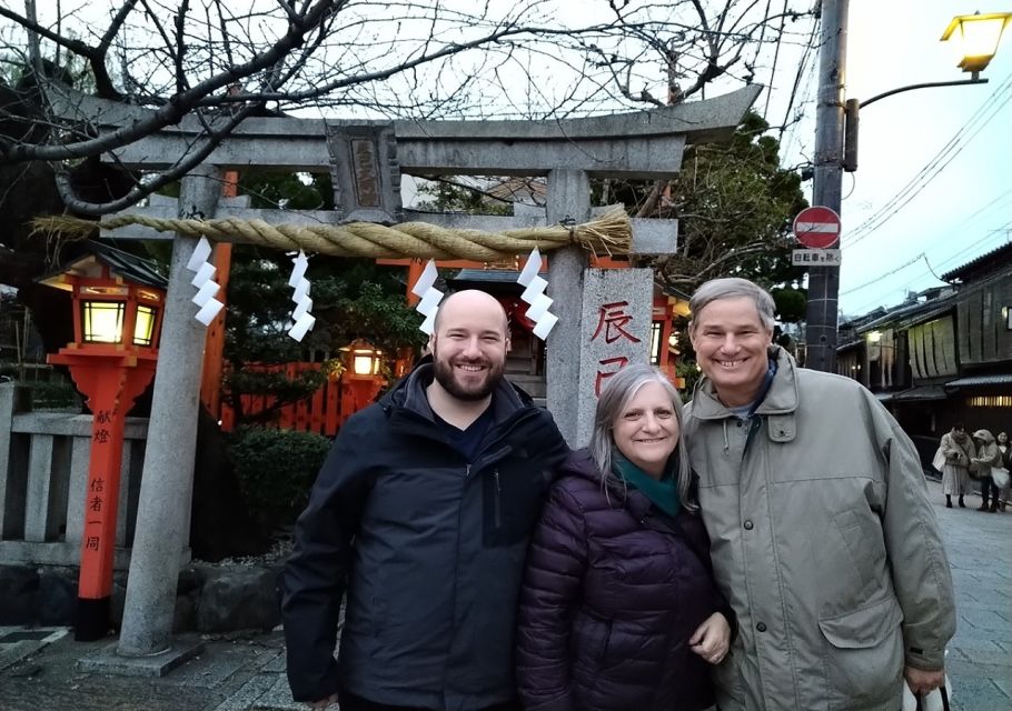 Kyoto: Casual Pontocho Evening Food Tour - Food and Drink Inclusions