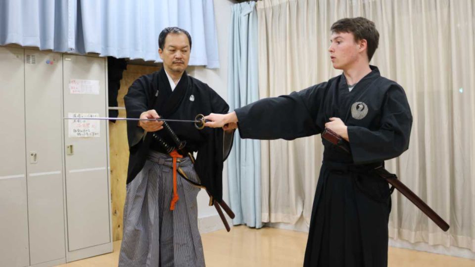 Samurai Experience: Art and Soul of the Sword - A Glimpse Into Samurai Culture