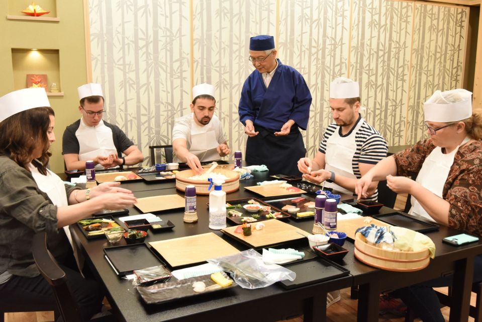 Tokyo: Tsukiji Market Guided Tour & Sushi-Making Experience - What to Expect and Inclusions