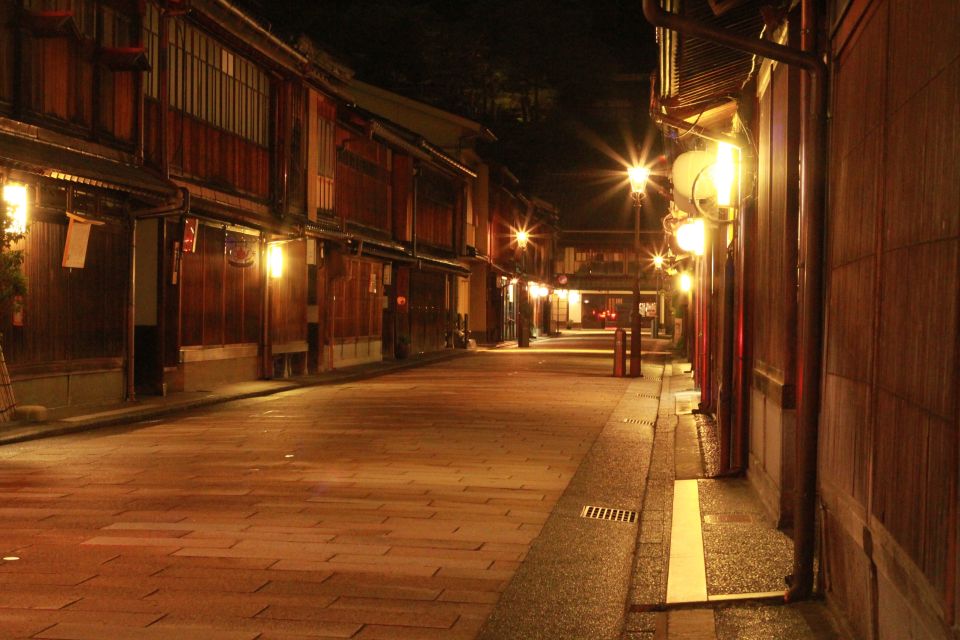 Kanazawa Night Tour With Full Course Meal - Meeting Point and Directions