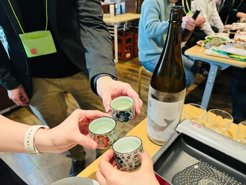 Tokyo : Shared Yakisoba Making and All-You-Can-Drink Sake - Booking and Cancellation Policy