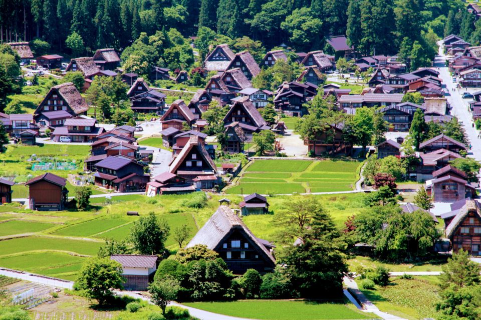 Kanazawa to Shirakawago: Half-Day Tour - Tour Logistics