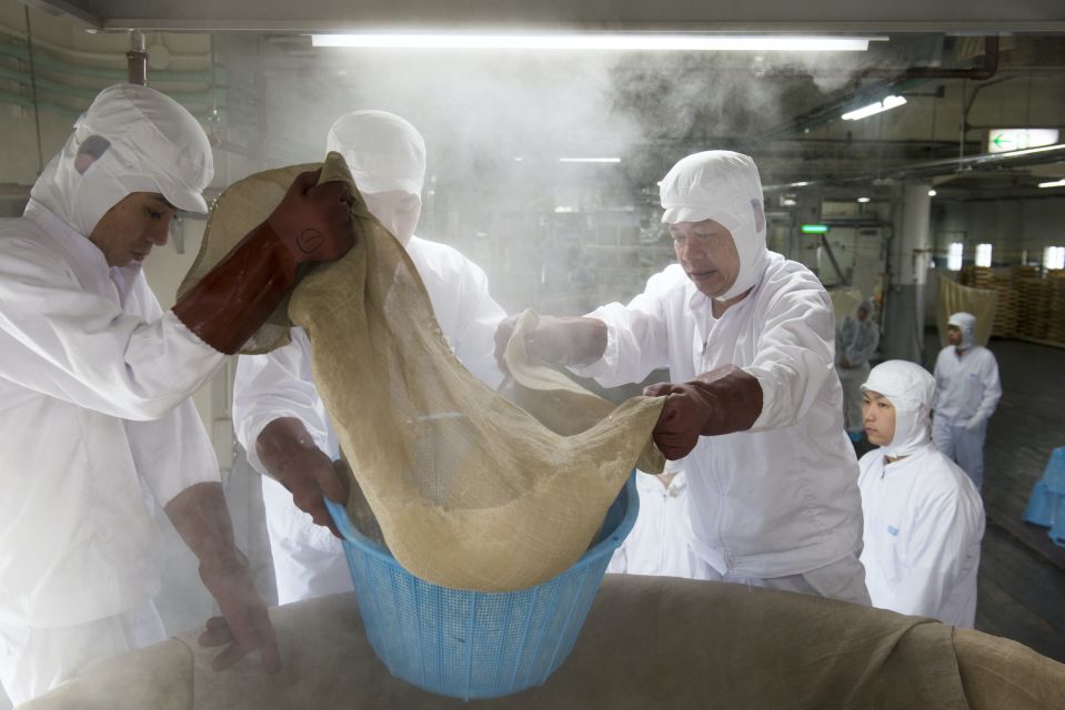 Kobe: Nada Sake Brewery District Private Walking Tour - Tour Logistics and Details