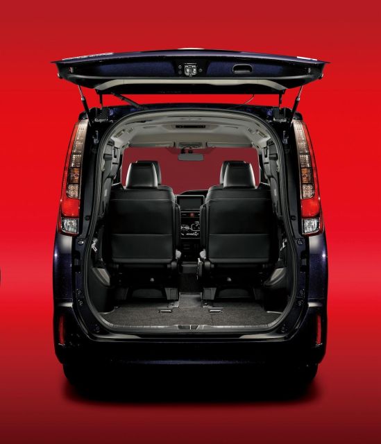 Shuttle Van Transfer From Yokohama City to Tokyo 23 Wards - Reviews and Testimonials From Guests