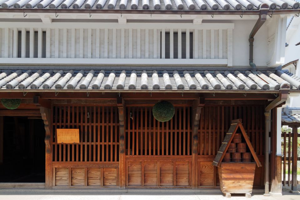 Kobe: Nada Sake Brewery District Private Walking Tour - Review and Ratings Overview
