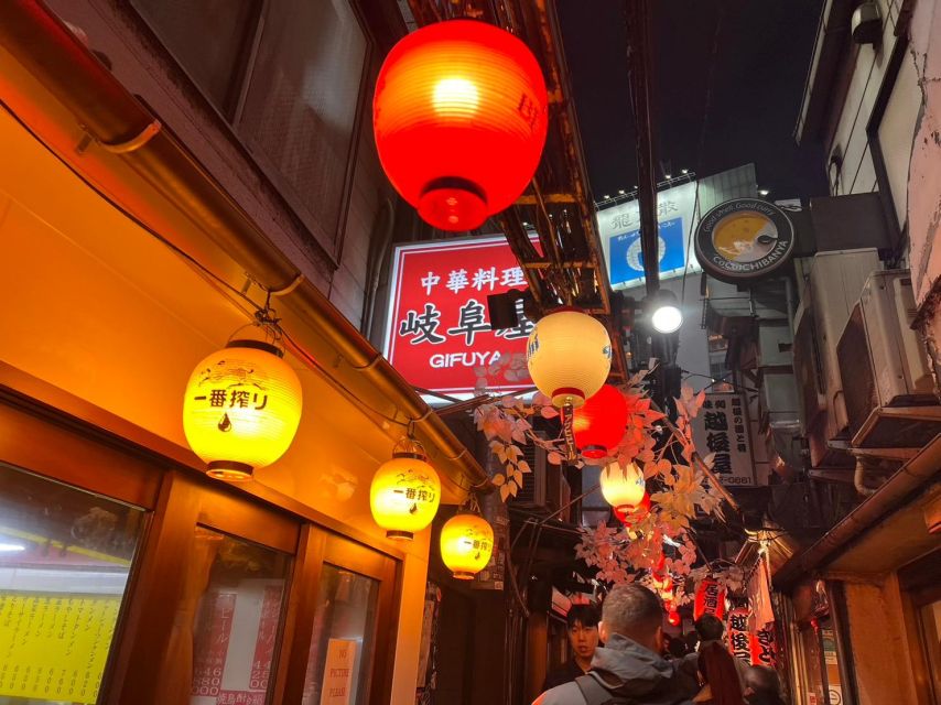 Tokyo Retro Izakaya and Bar Experience in Shinjuku - Navigating Shinjukus Nightlife Scene