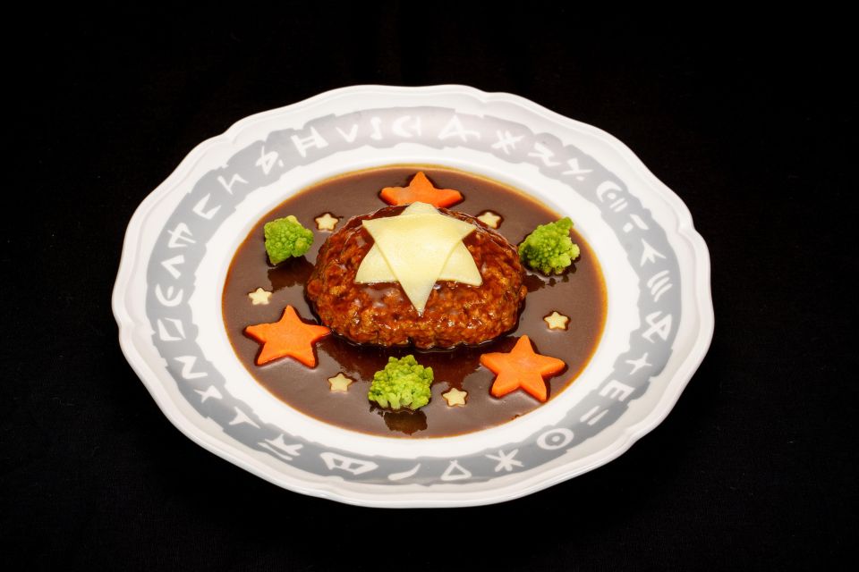 Expert Anime Guide in Akihabara With a Maid Witch - Just The Basics