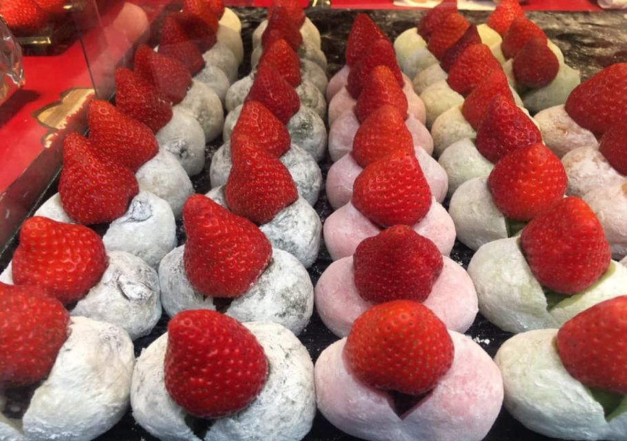 Tokyo: Classic Tsukiji Food Tour - Just The Basics