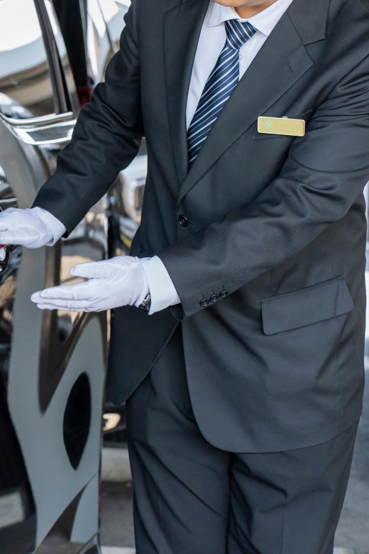 Yokohama Private Transfer: Tokyo, Narita & Haneda Airport - Just The Basics